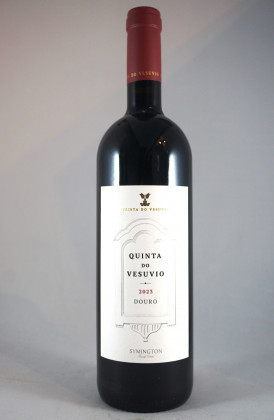 Quinta do Vesuvio "vinho tinto", D.O.P. Douro 1500ml.   